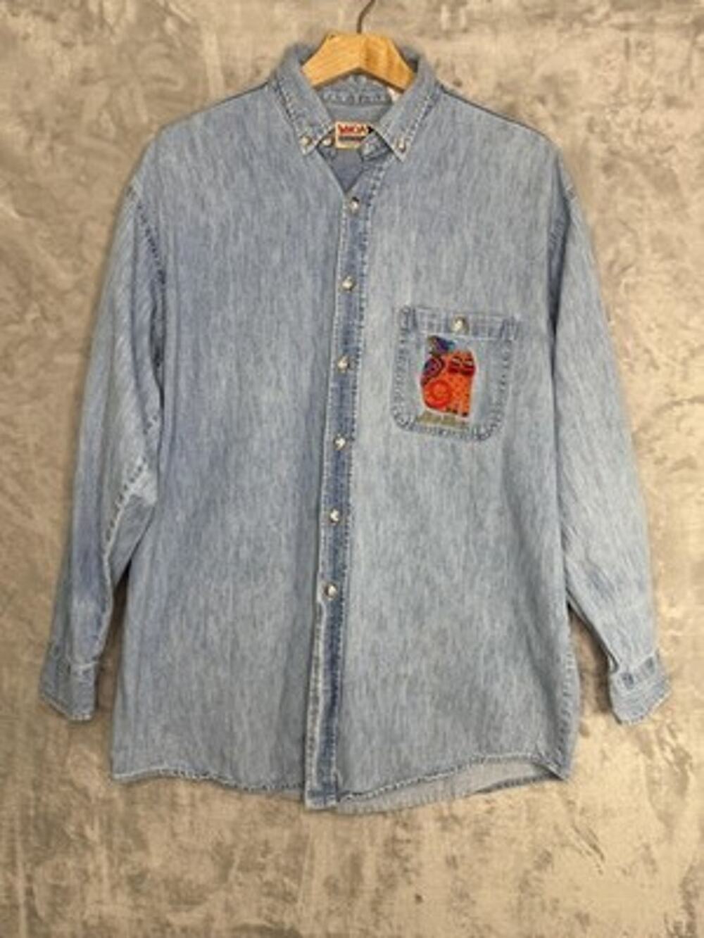 Vintage WHOA Apparel Shirt Womens Medium Blue Denim Laurel Burch Cat Pocket USA